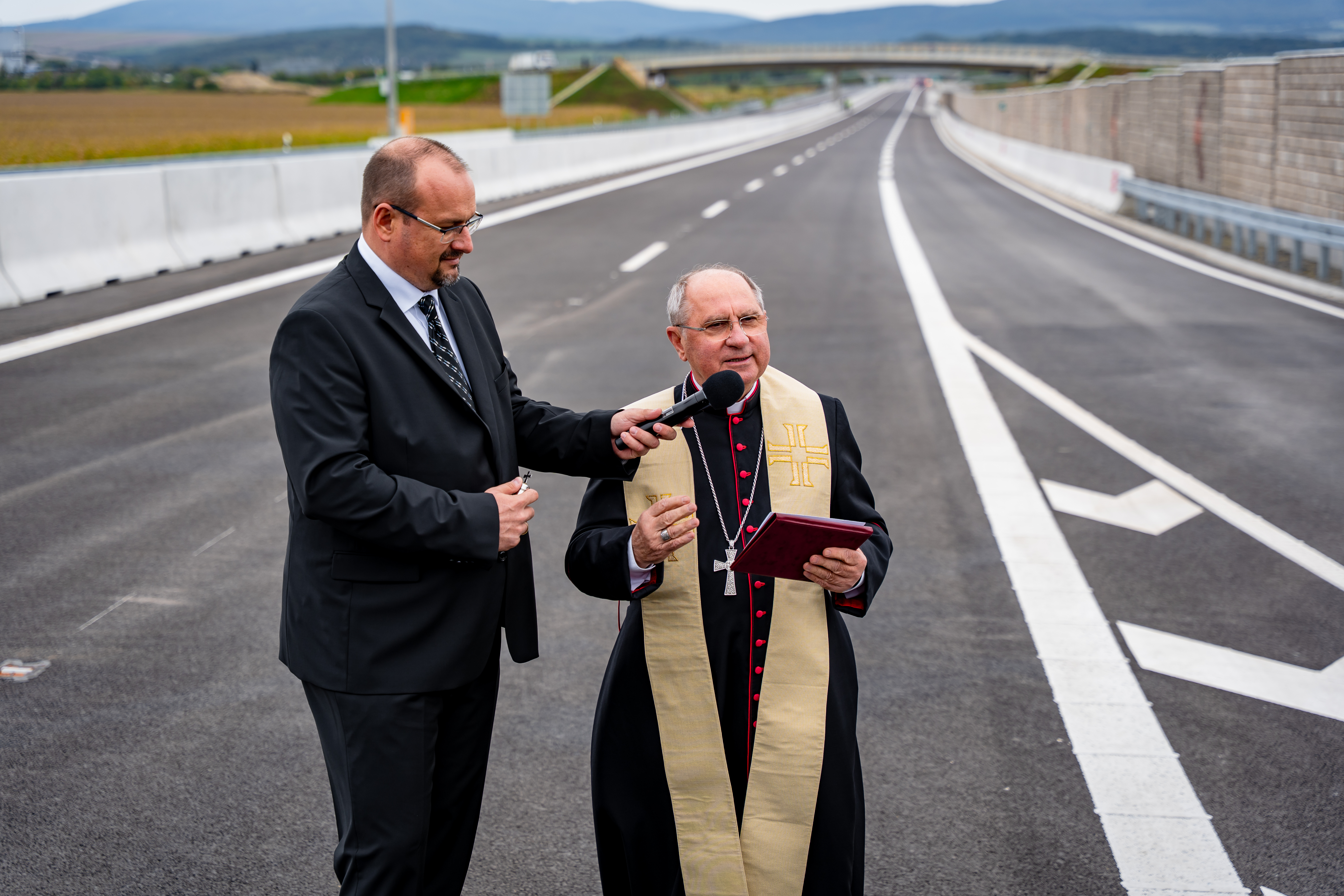 Slavnostne otvorenia useku rychlostnej cesty R2 Kosice, Saca  Kosicke Olsany II. usek -27